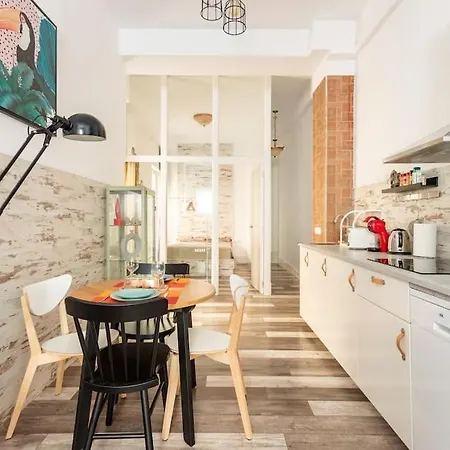 Jardin De San Fernando Apartment *